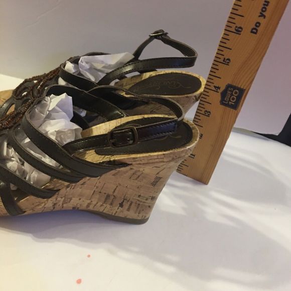 Unlisted Sandals Strappy Caged Womens 7.5 M Wedge Brown Vegan NWT - Picture 13 of 13